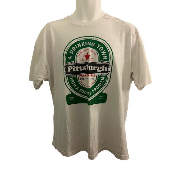 Fruit of the Loom Other - Pittsburgh Drinking Town T-shirt. Size XL